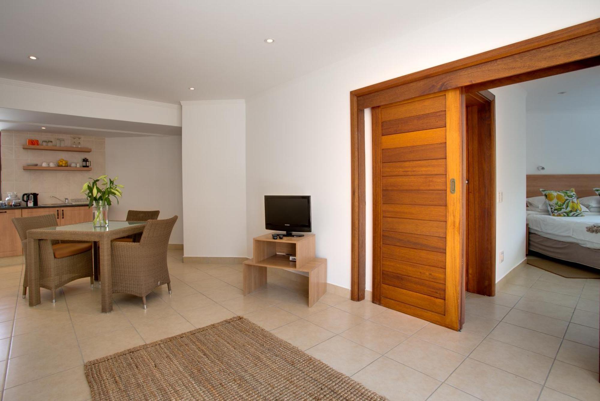 Limoni Luxury Suites Plettenberg Bay Exterior photo